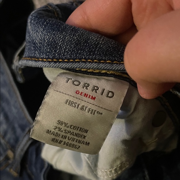 Torrid Dark Blue Jean Shorts - Picture 5 of 6